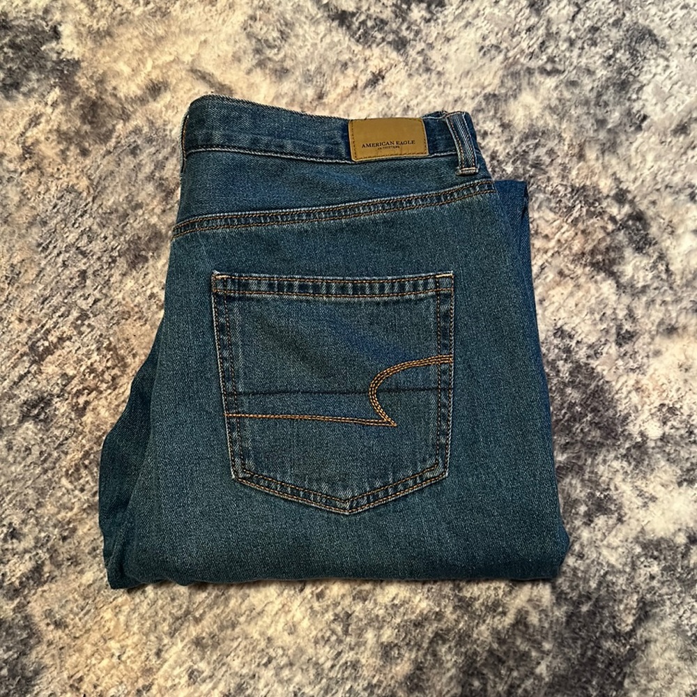 AE Mom Jean